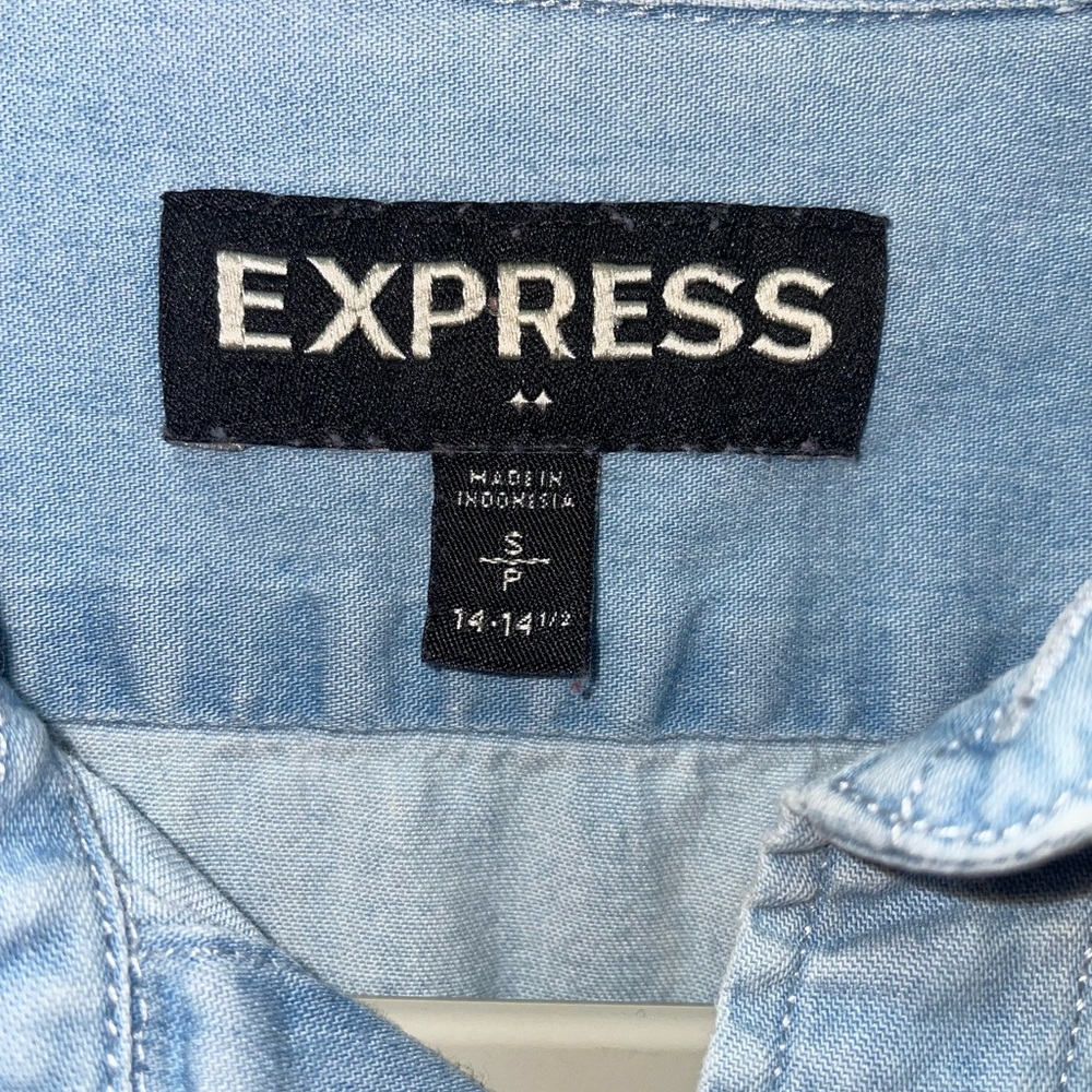 Express Chambray Button Down Shirt - image 4